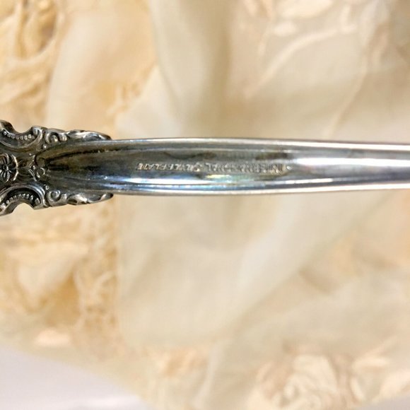 Holmes & Edwards Inlaid Silver IS + XIV Flatware 3 Tea Sugar Spoon Vintage - Picture 9 of 11